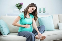 How to Reduce Feet Swelling During Pregnancy